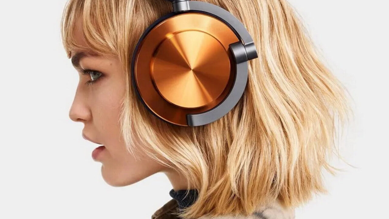 Η Dyson μόλις κυκλοφόρησε νέα ακουστικά και μοιάζουν εντυπωσιακά